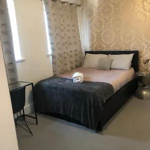 https://rumney-house-cardiff.cardiffhotelswales.com